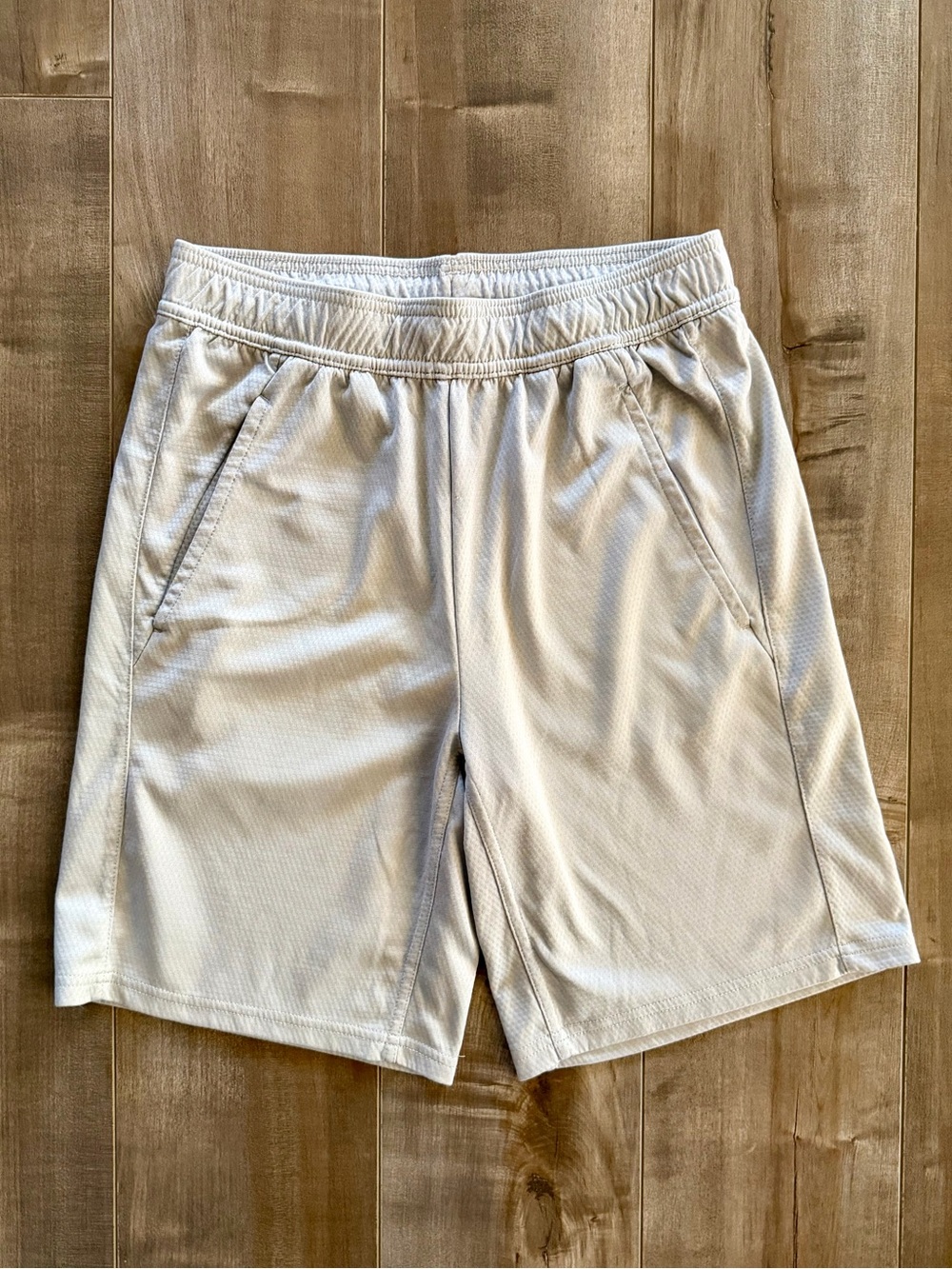 All In Motion Active Gray Drawstring Training Shorts with Pockets - Picture 2 of 12